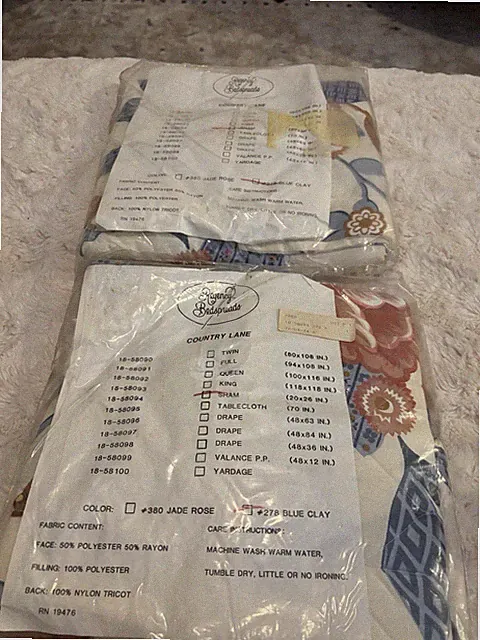 Regency Bedspreads Floral Pillow Shams Pair BLUE CLAY 20x26 vintage 70's NEW