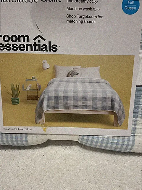 Room Essentials Full/queen Matelasse Quilt Blue Plaid
