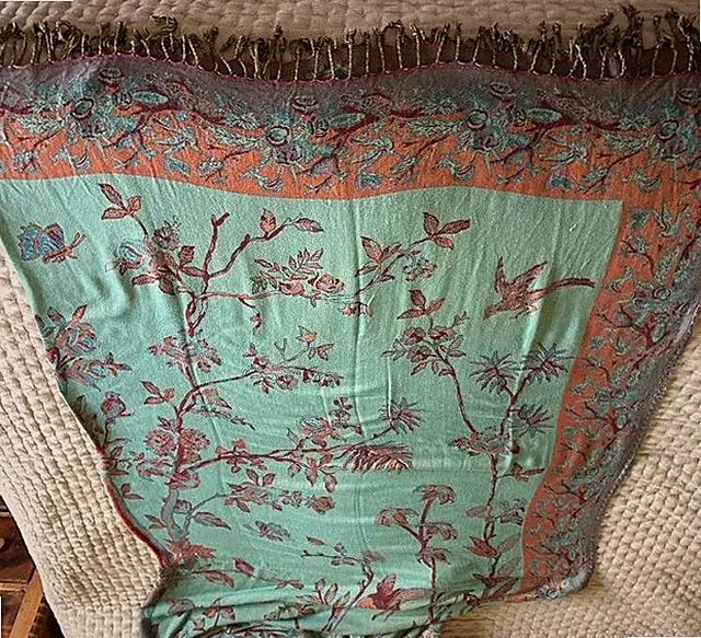 Tapestry Fringe Jacquard Bedspread Birds, pheasants,Tree of Life?Turquoise. EUC!